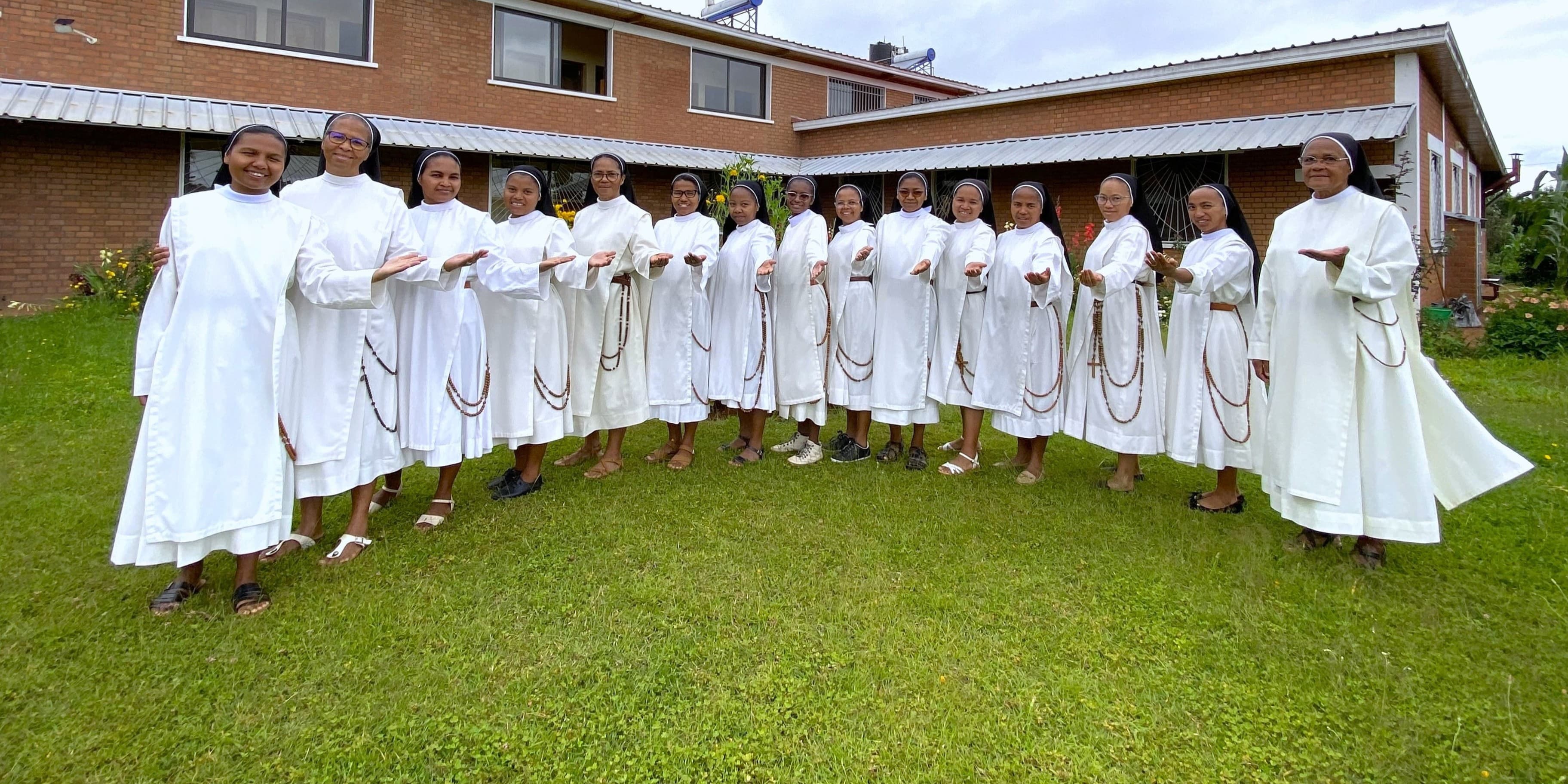 An image illustrating the three aspect of a dominican sister.